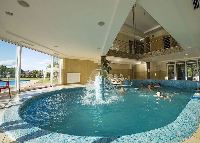 Kehida Family Hotell Kehidakustány