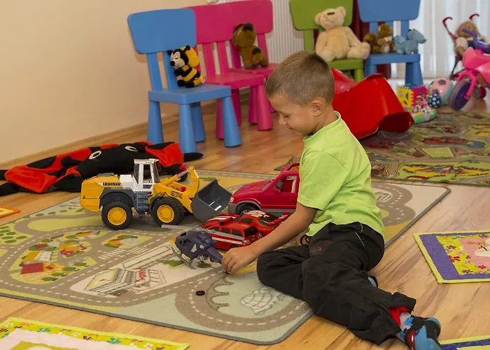 Hotell Kehida Family 3*