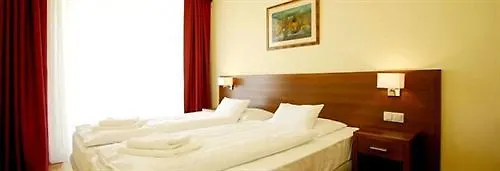 Kehida Family Hotell 3*