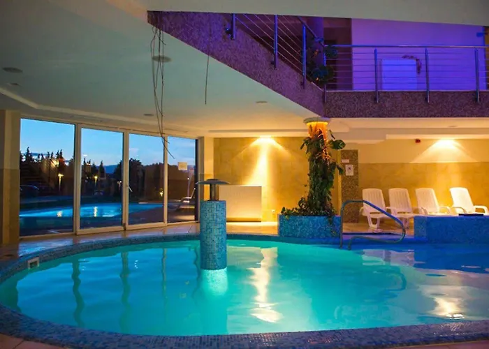 Kehida Family Hotell 3*