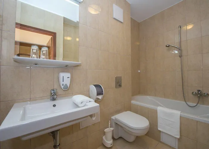 Kehida Family Kehidakustány